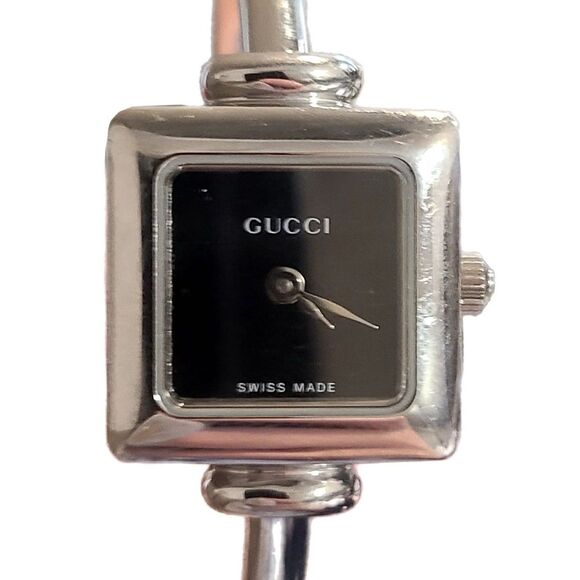 Gucci Swiss Made 1900L Dainty Silver Stainless Steel Square Bangle Watch & Box - Picture 4 of 12